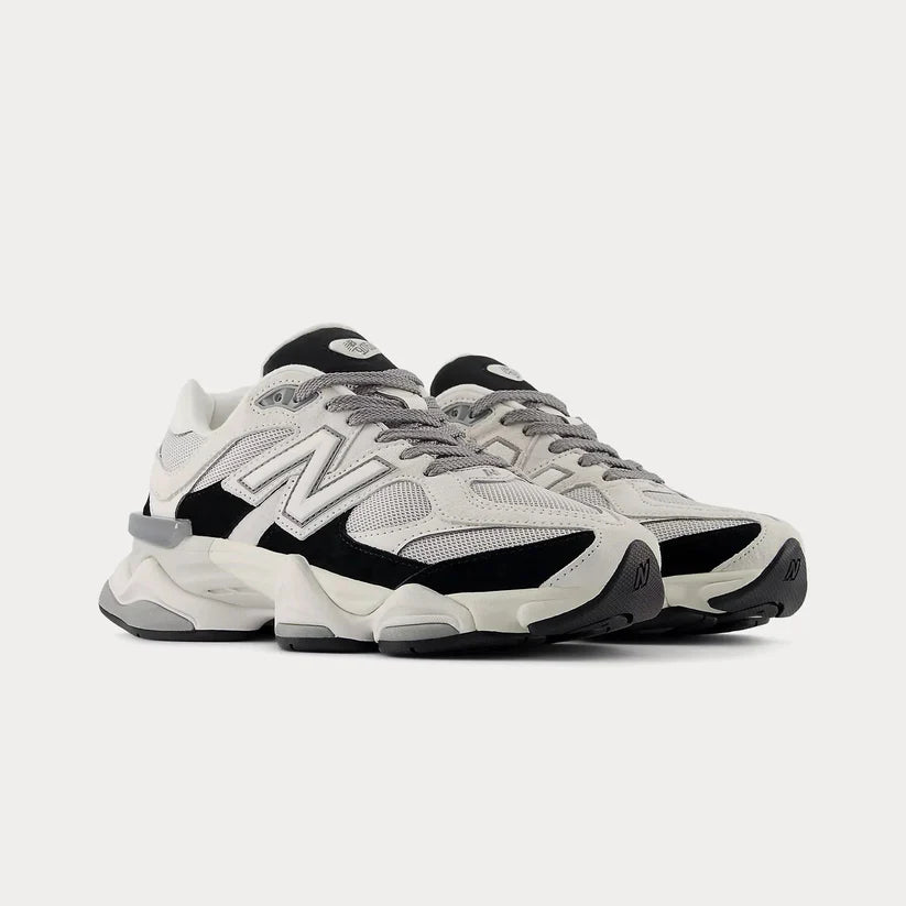 NB 9060 Black / Reflection Low Top Sneakers